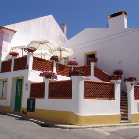 Casa Do Adro Da Igreja Turismo De Habitacao Hotel Вила Нова де Милфонтеш Екстериор снимка